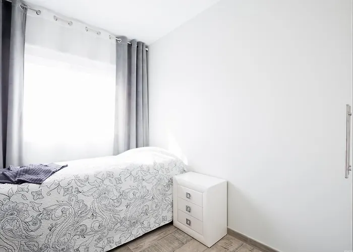 Apartament Mar De Lux C31 *